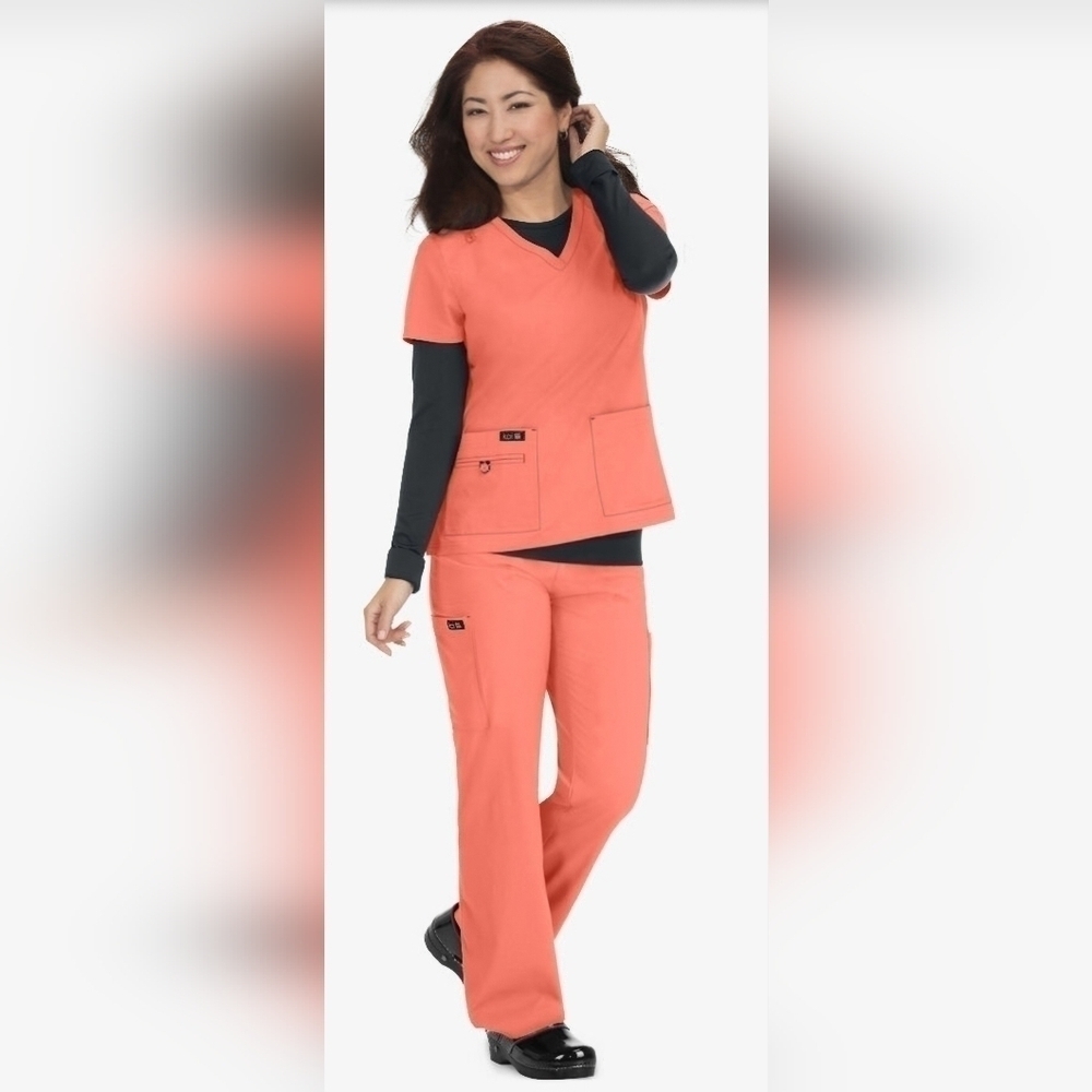 NWOT | Koi Basics | Women's Becca 4-Pocket STRETCH V-Neck Scrub Top | Large - Picture 2 of 12